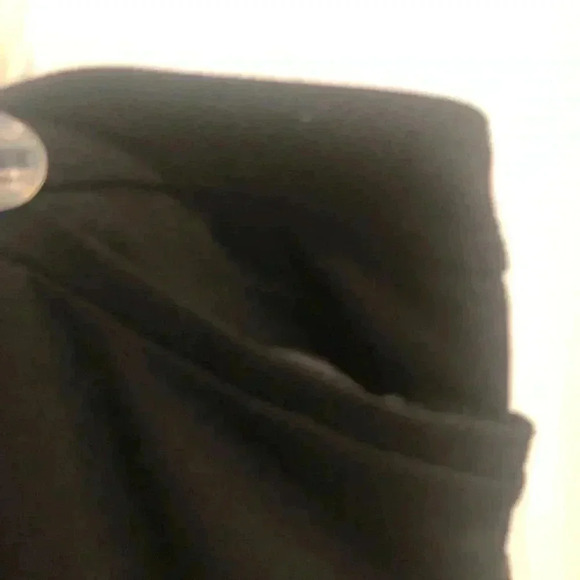 Newt York and company stretch /black /xlg - Picture 2 of 3